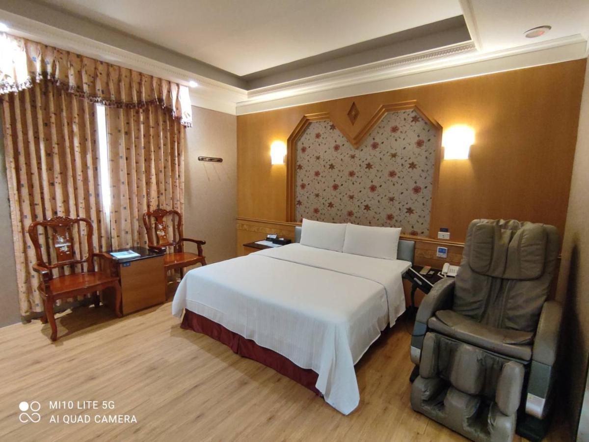 Blue Sky Motel Guishan Exterior foto